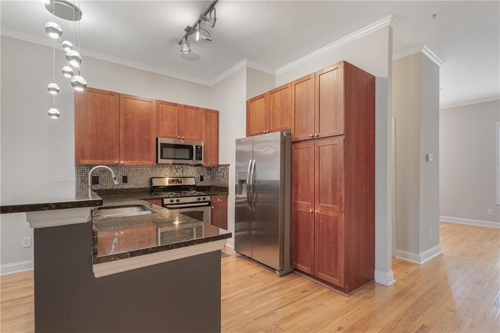 1953 Sterling Oaks Circle NE