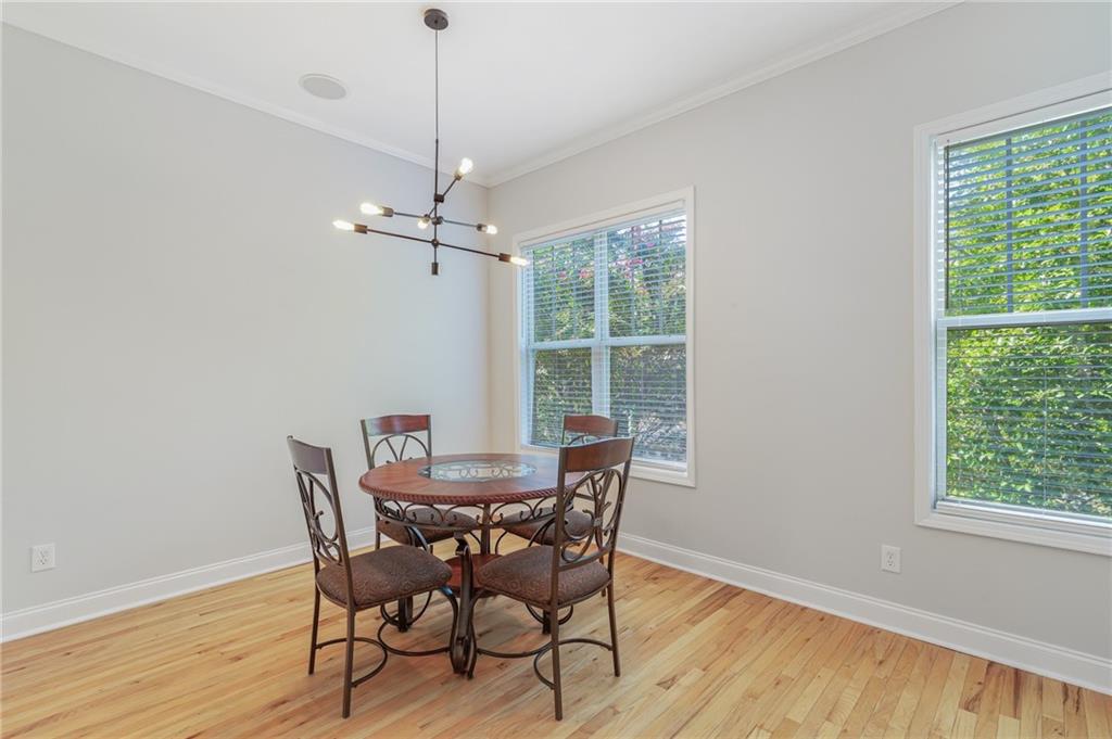 1953 Sterling Oaks Circle NE