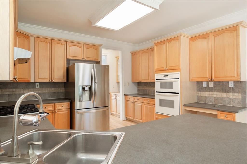 2415 Summit Oaks Court