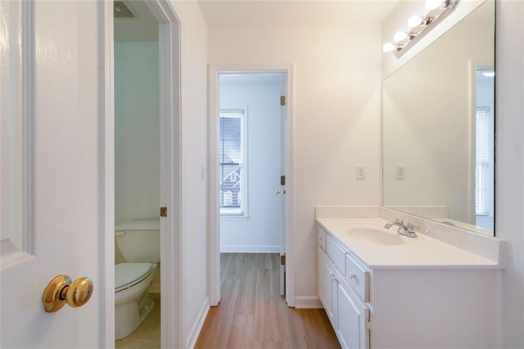 2415 Summit Oaks Court