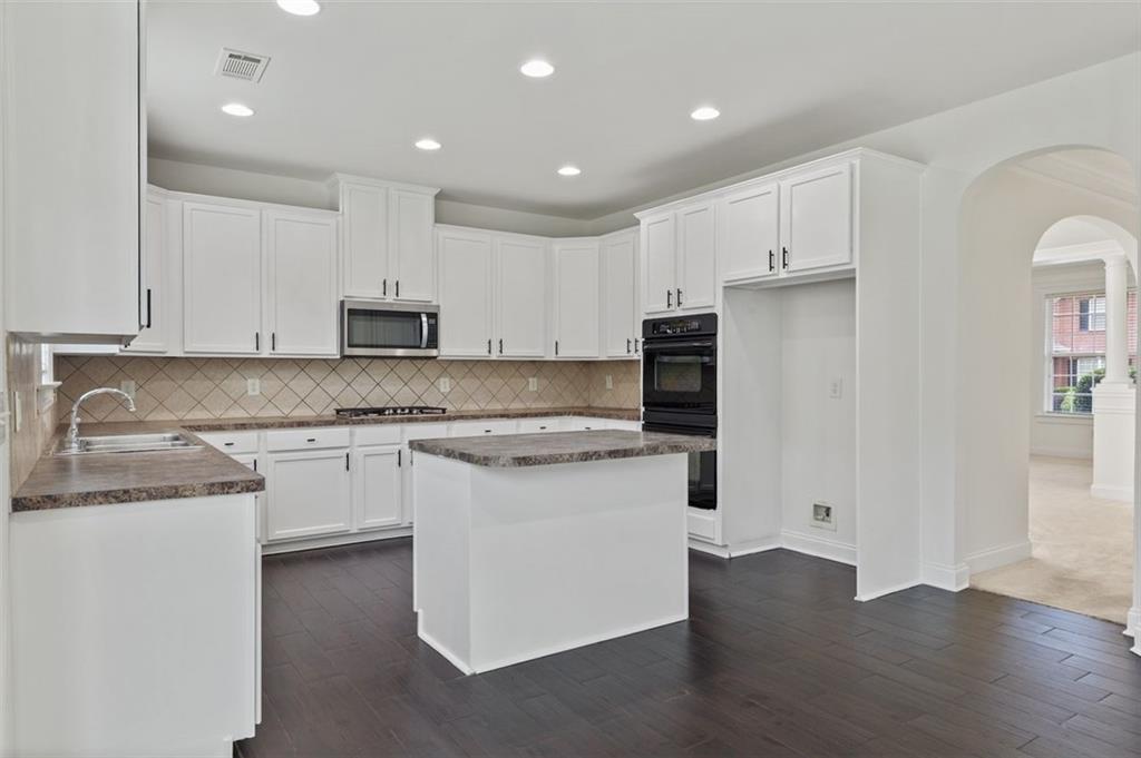 3366 Bridge Walk Drive