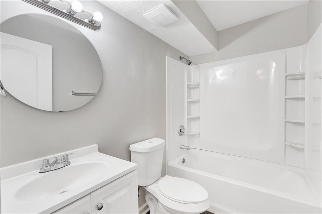 2390 Lawrenceville Highway Unit K