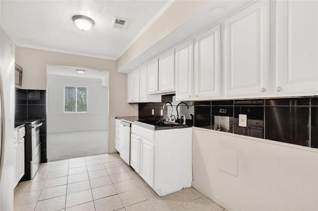 2390 Lawrenceville Highway Unit K