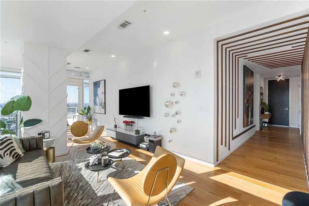 45 Ivan Allen Jr Boulevard Unit 2505