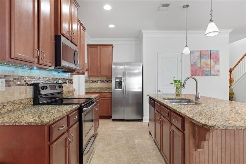 2325 Arnold Mill Road