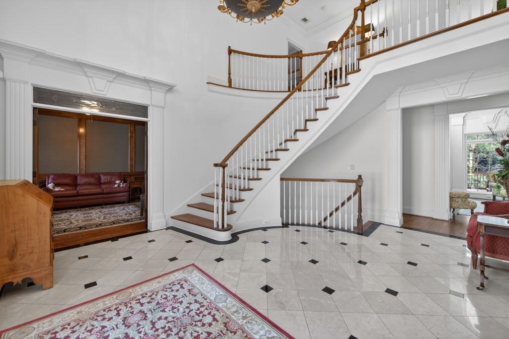 2761 Calloway Court