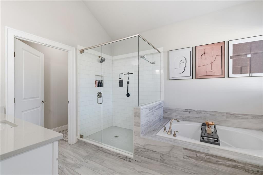 1030 Rivermont Alley