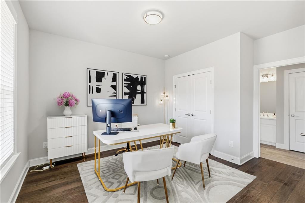 1030 Rivermont Alley