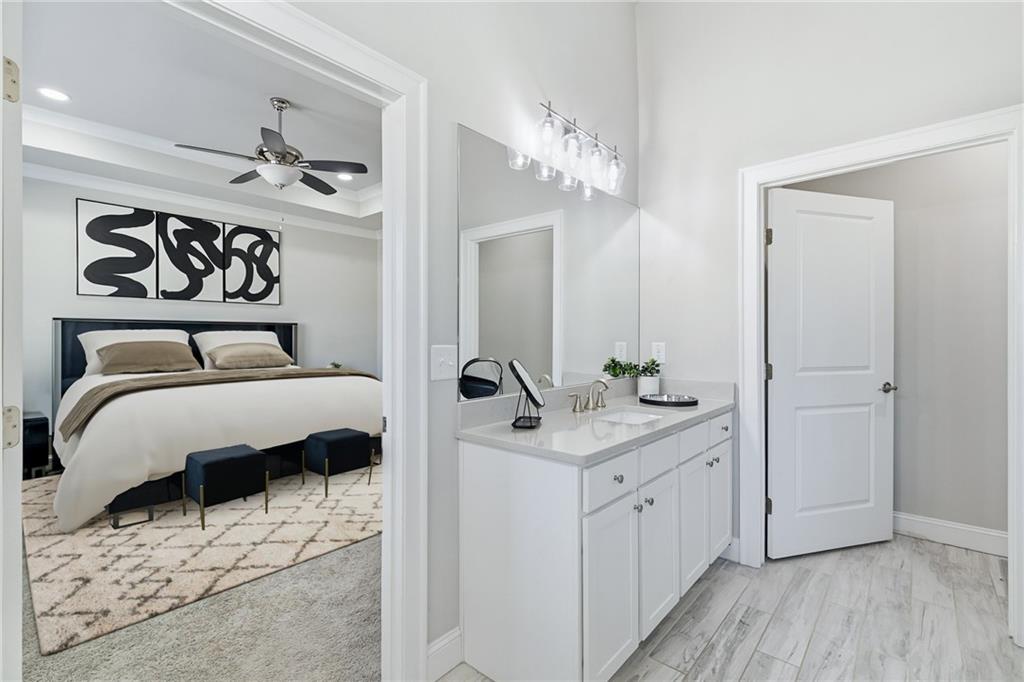 1030 Rivermont Alley