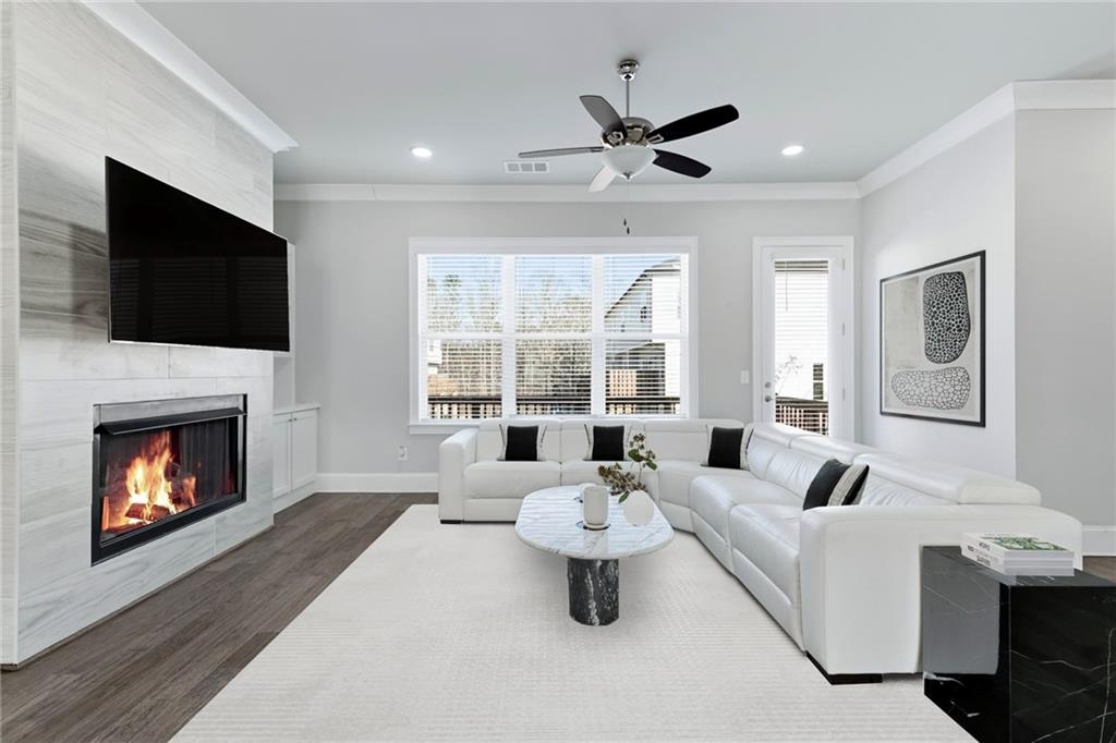 1030 Rivermont Alley