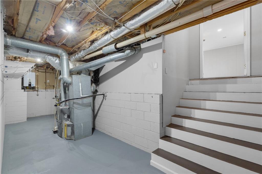 177 W Putnam Ferry Road W