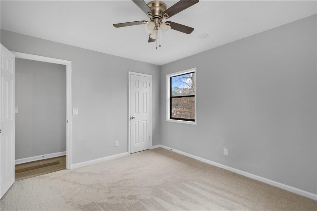 177 W Putnam Ferry Road W