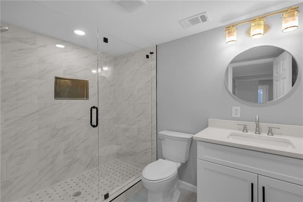 177 W Putnam Ferry Road W