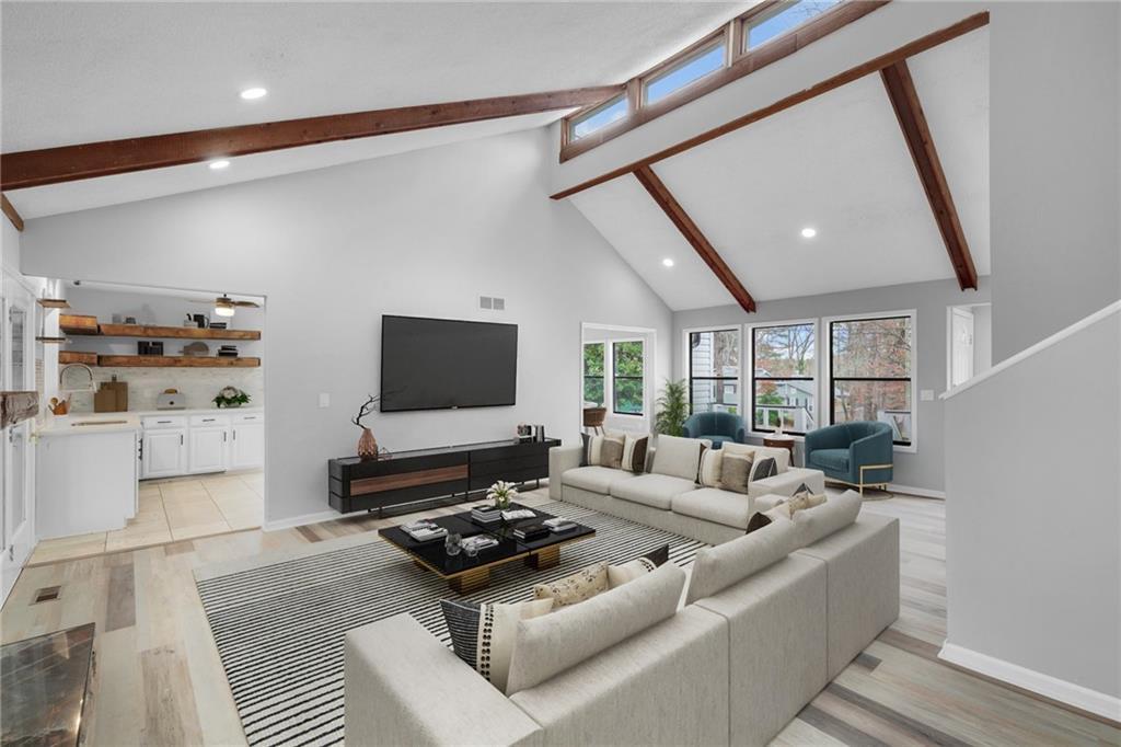 177 W Putnam Ferry Road W