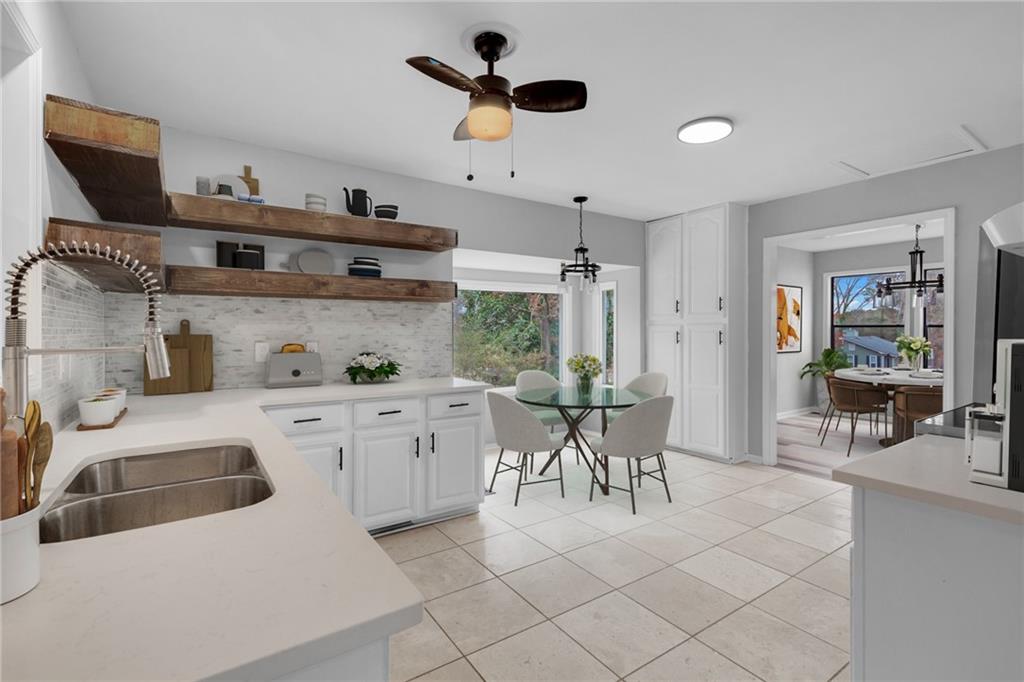 177 W Putnam Ferry Road W