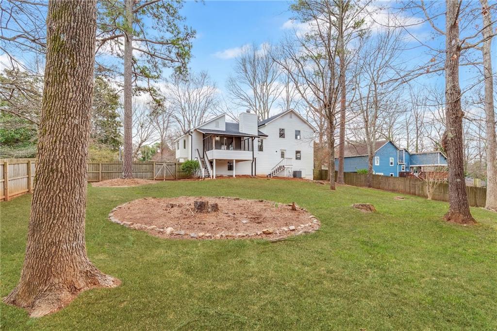 177 W Putnam Ferry Road W