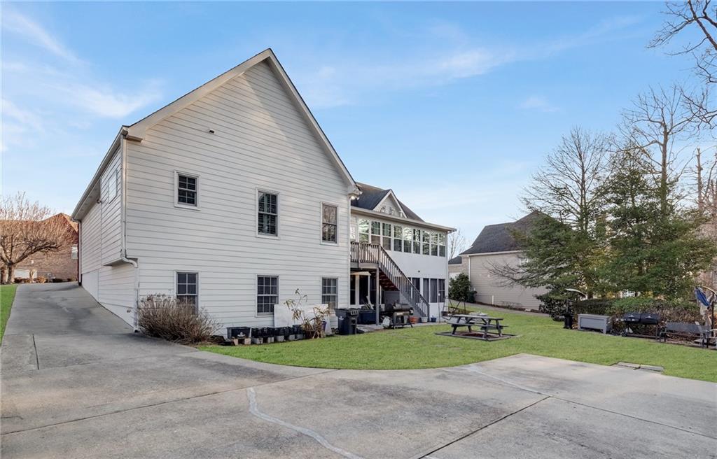 211 Graymist Path