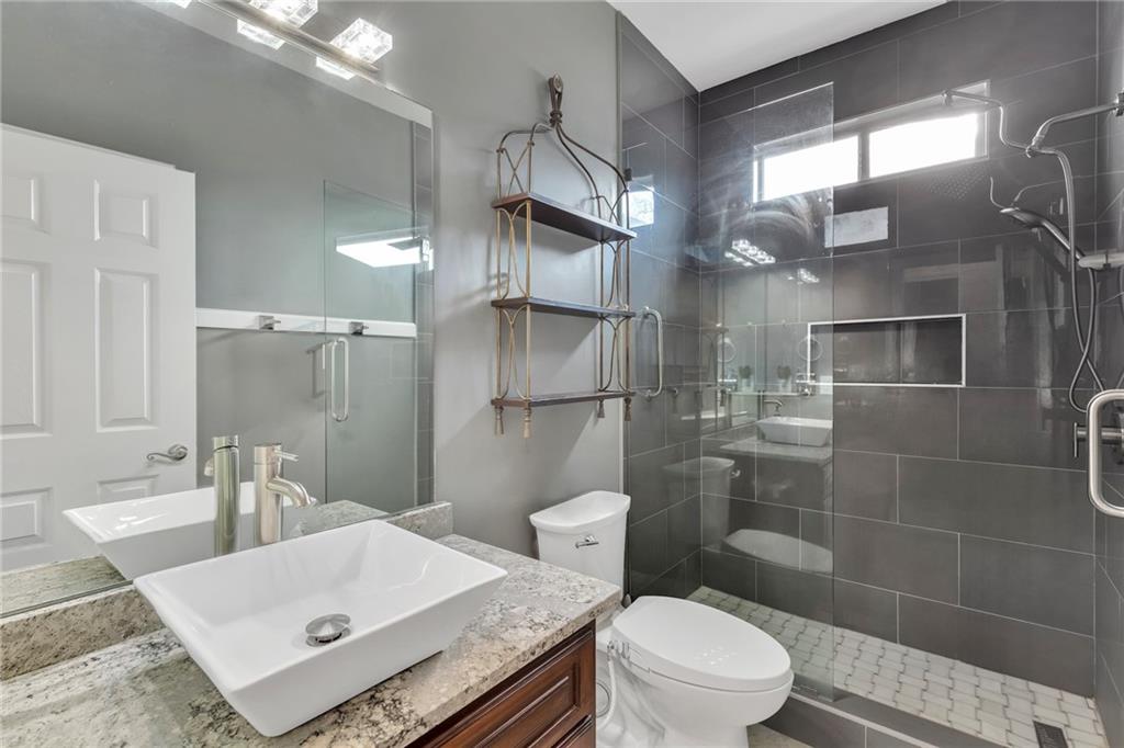 211 Graymist Path