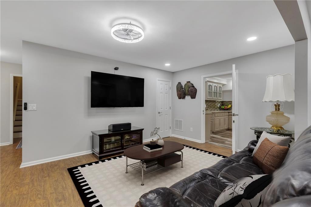 211 Graymist Path