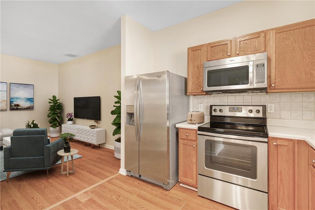 1102 Pleasant Oaks Court