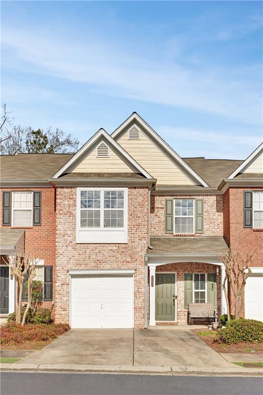 1102 Pleasant Oaks Court