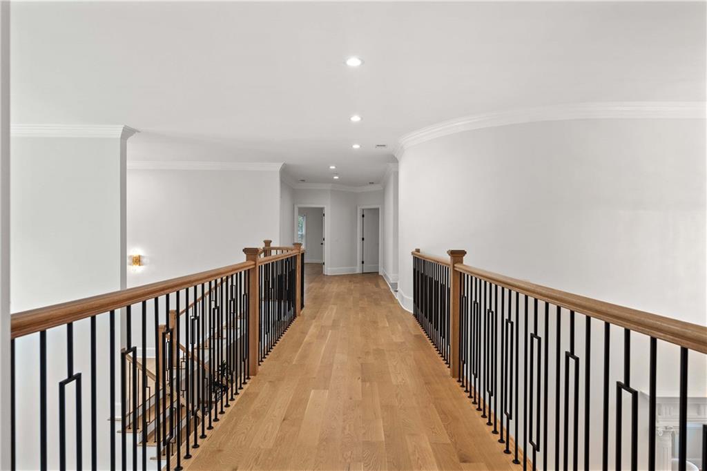 955 Tiverton Lane