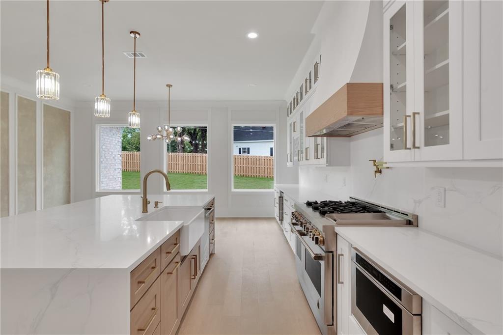 2210 Ridgedale Drive
