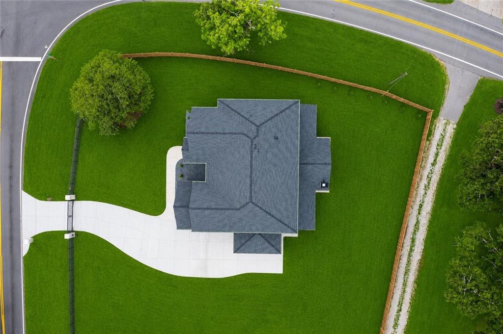 2210 Ridgedale Drive