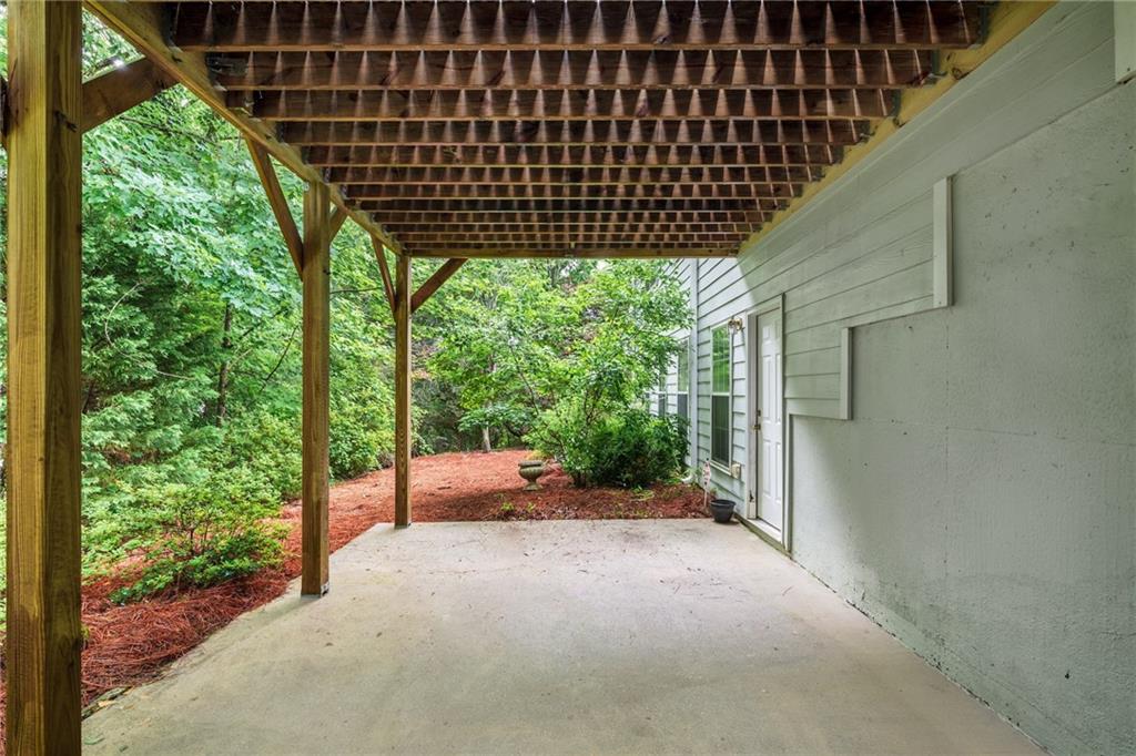 1097 Quiet Waters Lane