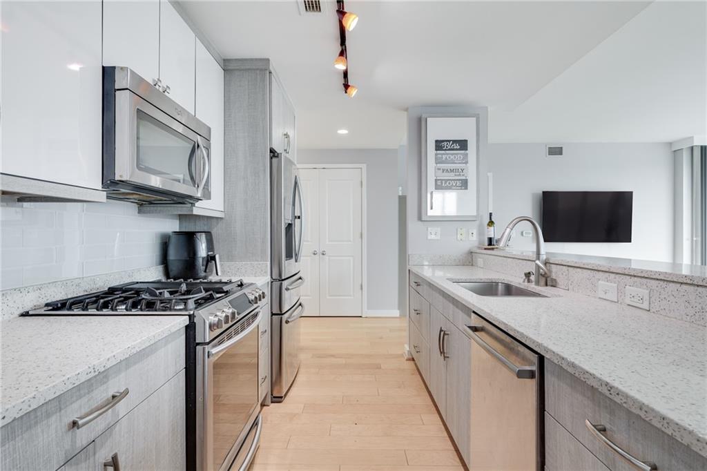 3338 Peachtree Road Unit 1409