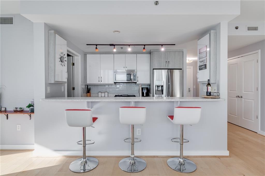 3338 Peachtree Road Unit 1409