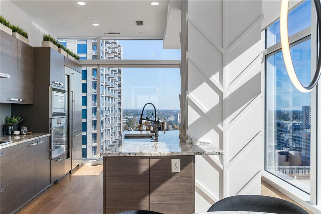 45 Ivan Allen Jr Boulevard Unit 2505