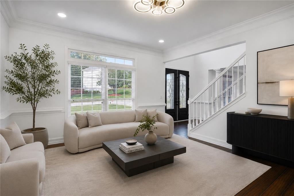 485 Kenion Forest Way