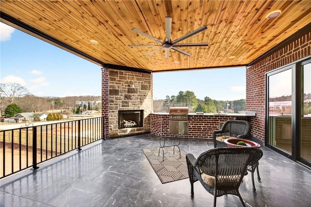403 Thunder Road