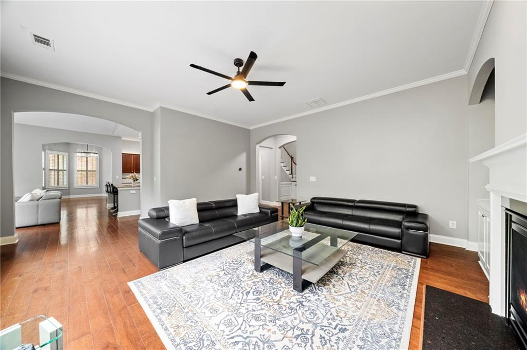 3560 Allee Elm Drive