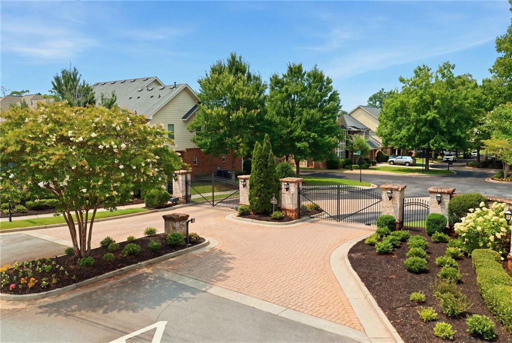 3560 Allee Elm Drive