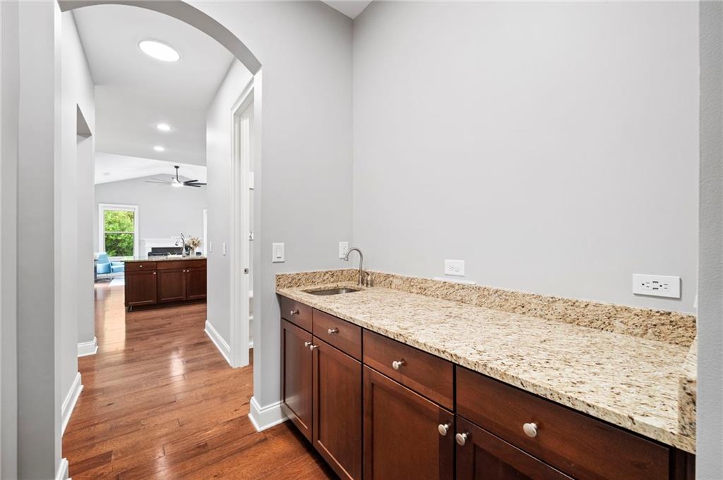 3560 Allee Elm Drive