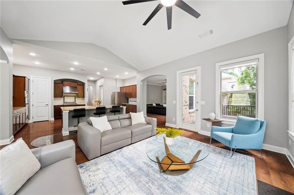 3560 Allee Elm Drive