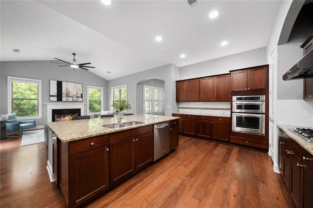 3560 Allee Elm Drive