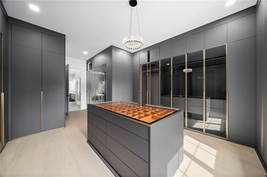 3275 Smithtown Road