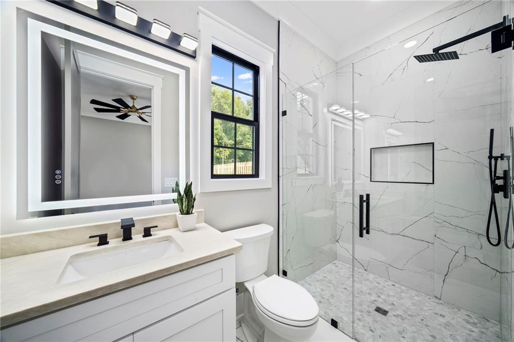 3275 Smithtown Road