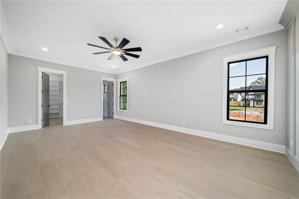 3275 Smithtown Road