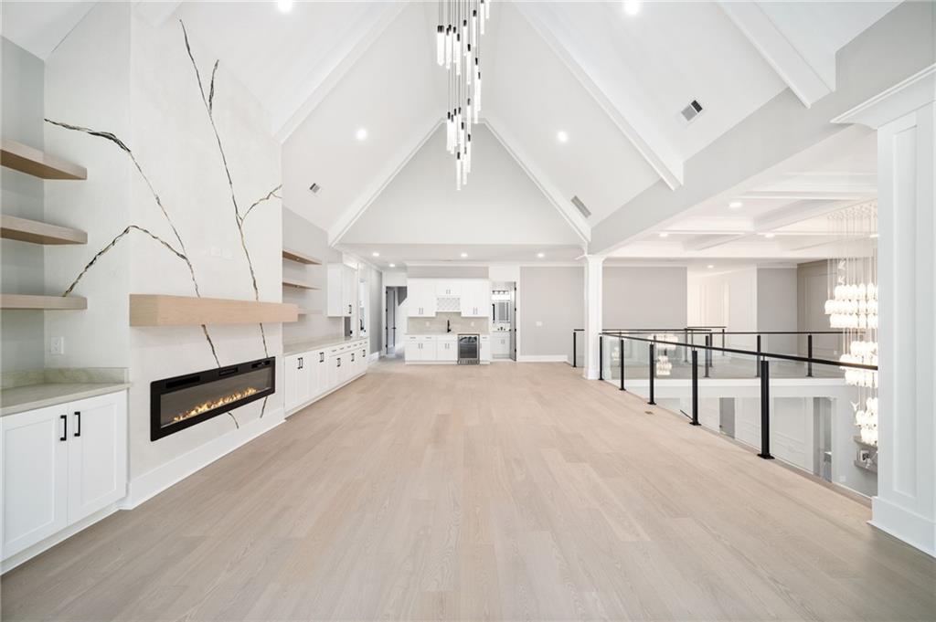 3275 Smithtown Road