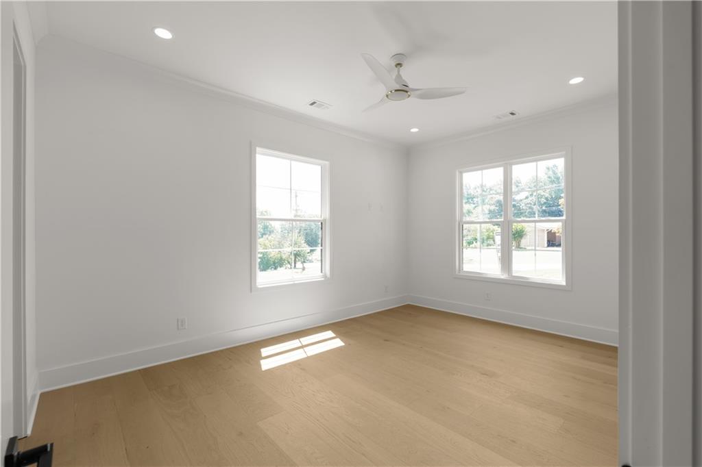 570 Power Avenue