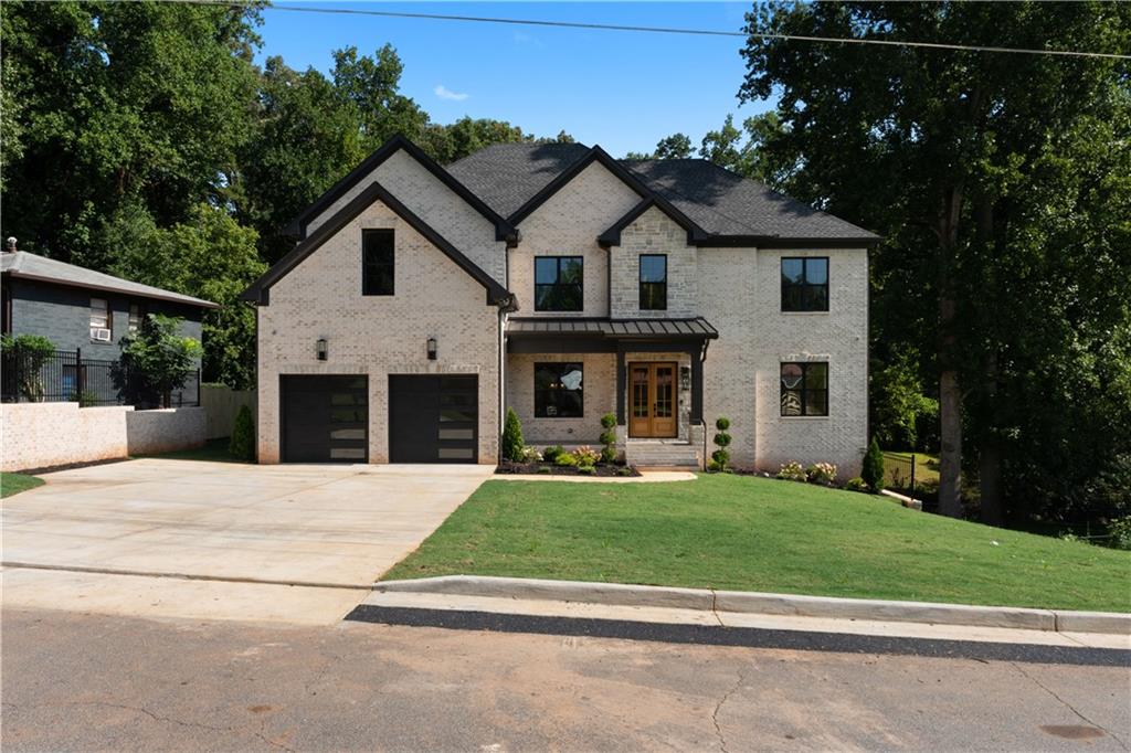 570 Power Avenue