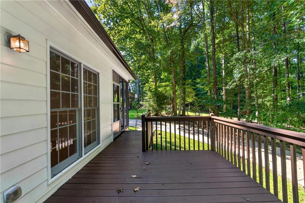 315 Thorntree Lane