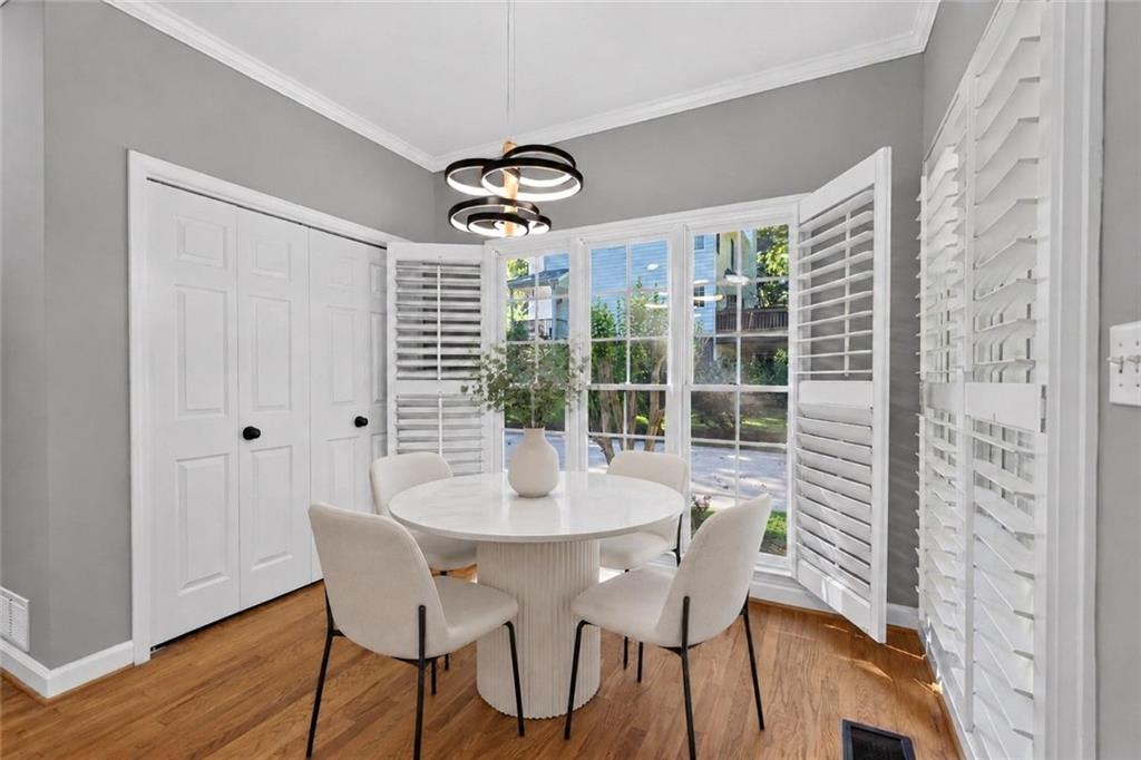 315 Thorntree Lane