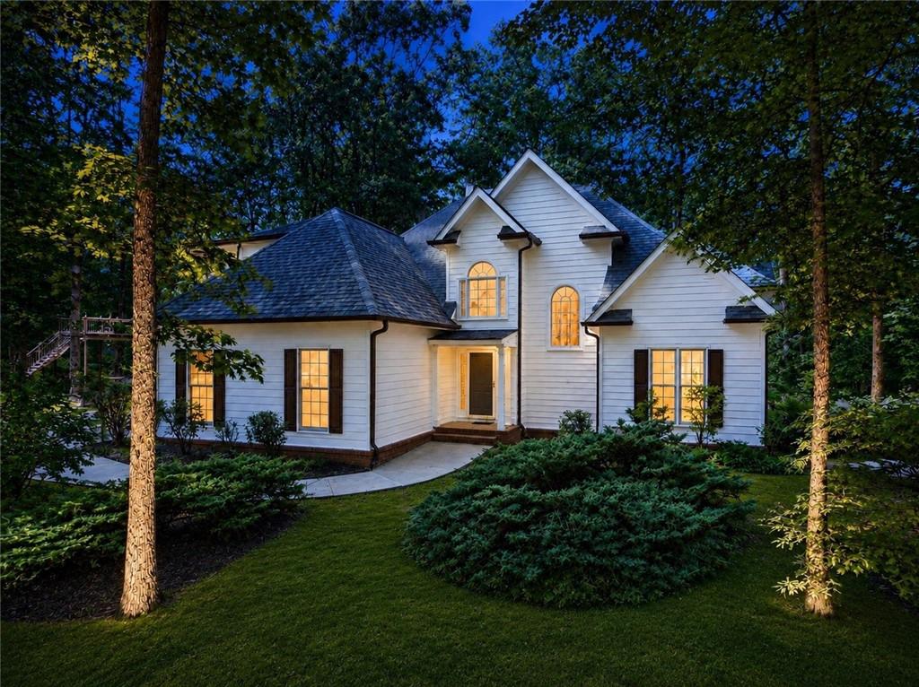 315 Thorntree Lane