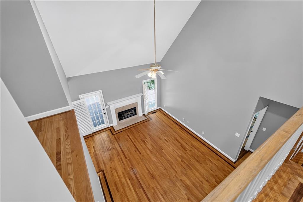 315 Thorntree Lane