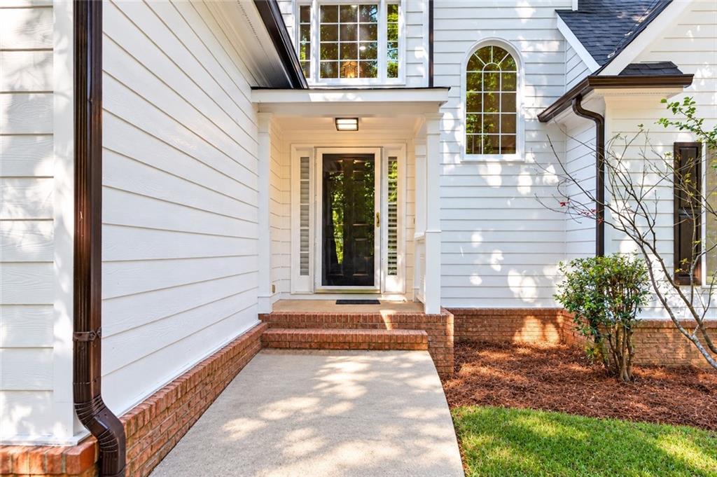 315 Thorntree Lane